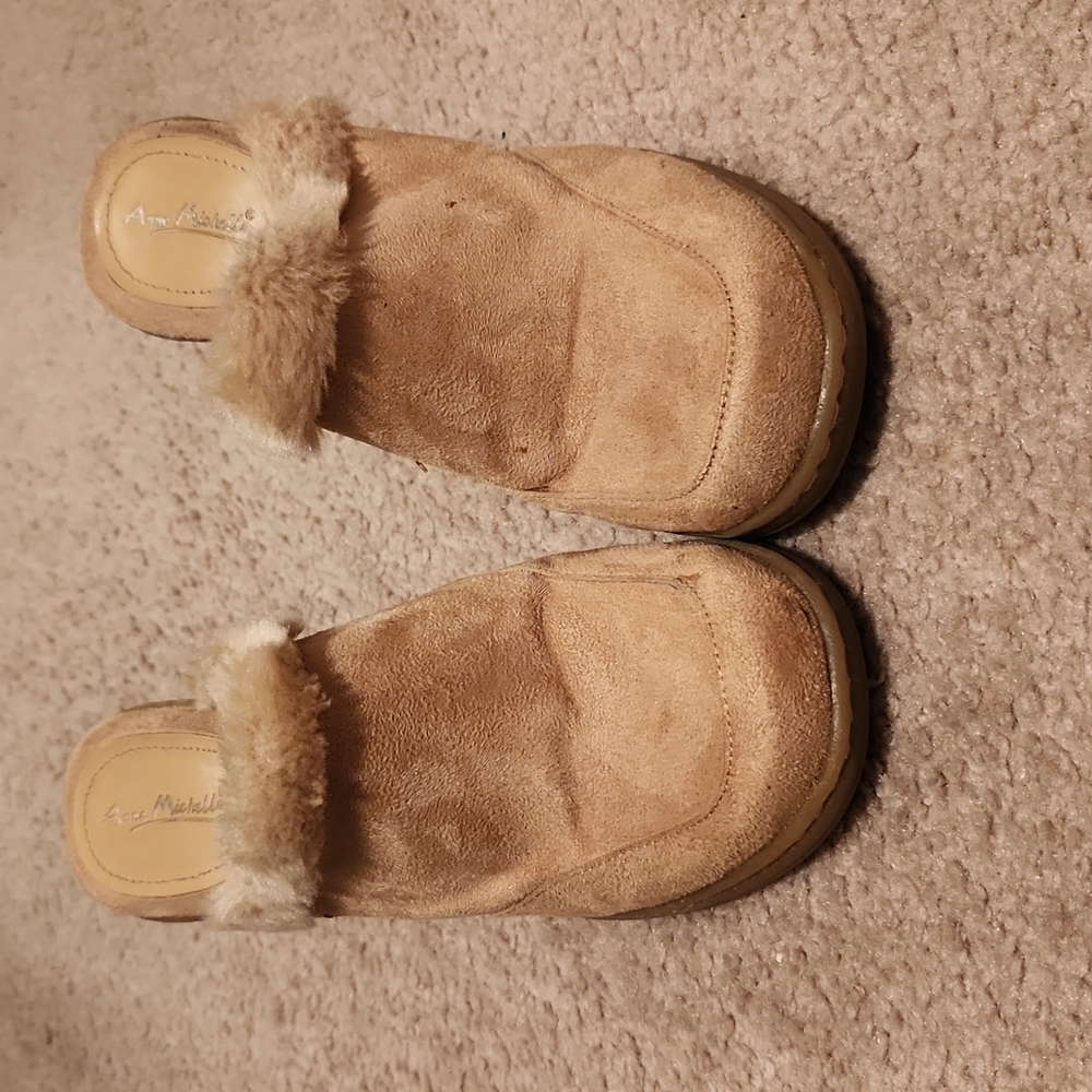 Womens shoes